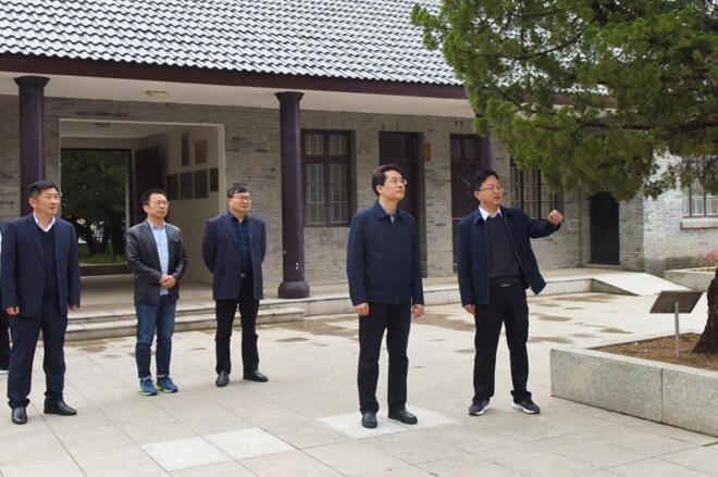 集團(tuán)公司紀(jì)委書記李旭東來淮海調(diào)研.jpg