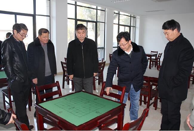 佟曉廷一行來我場檢查指導工作.jpg