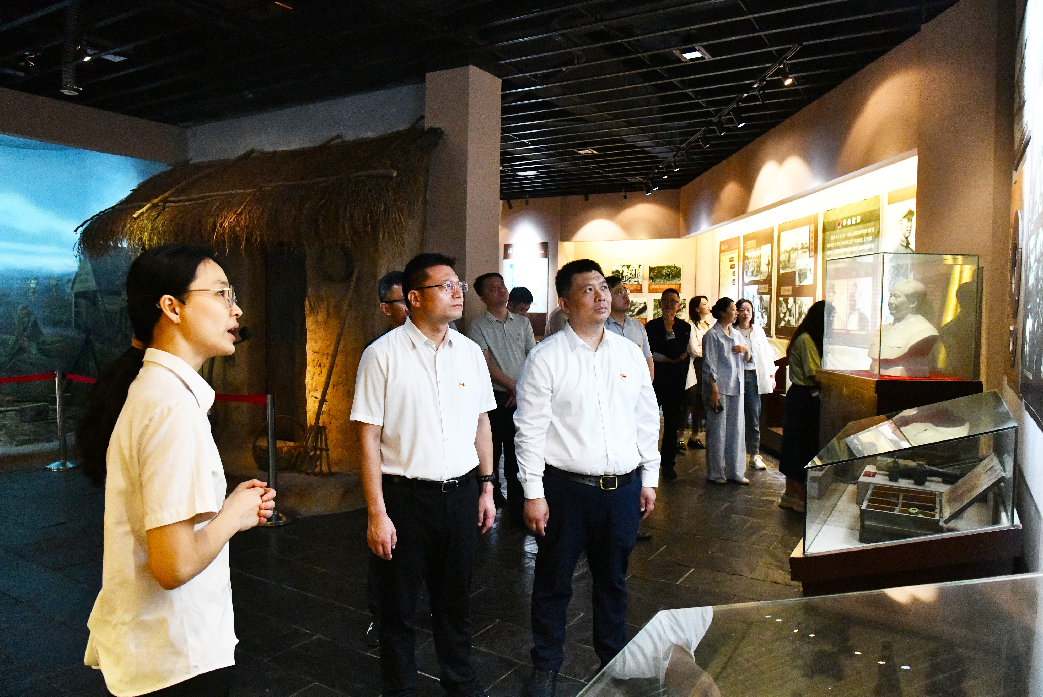 射陽縣委政法委到淮海開展實境教育活動